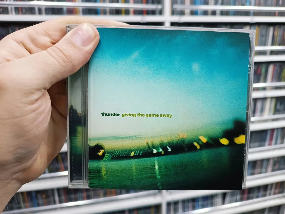 Cd Thunder - Giving The Game Away * Official Russia - Hard