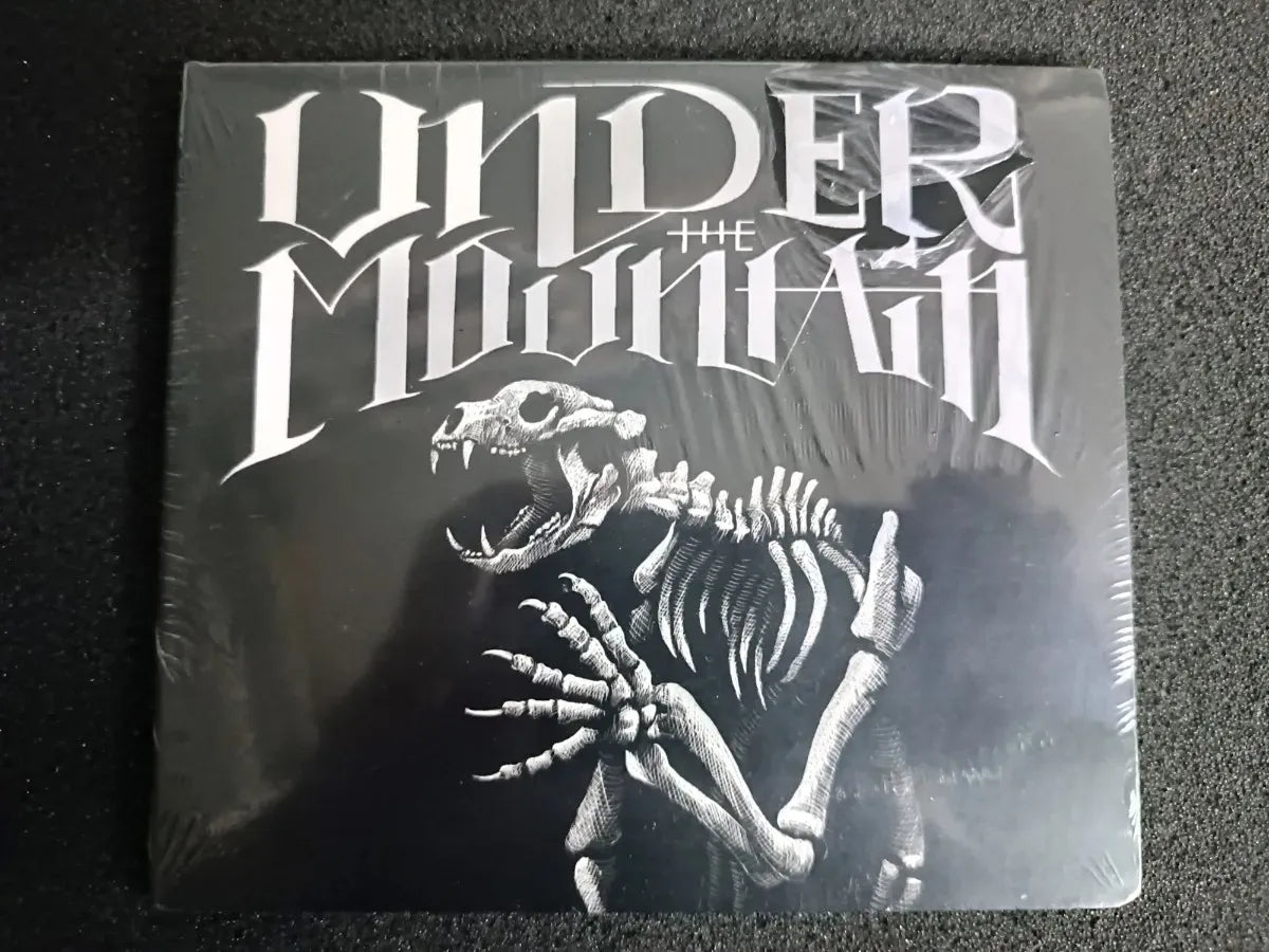 Cd - Under The Mountain - Under The Mountain 2 * Canada