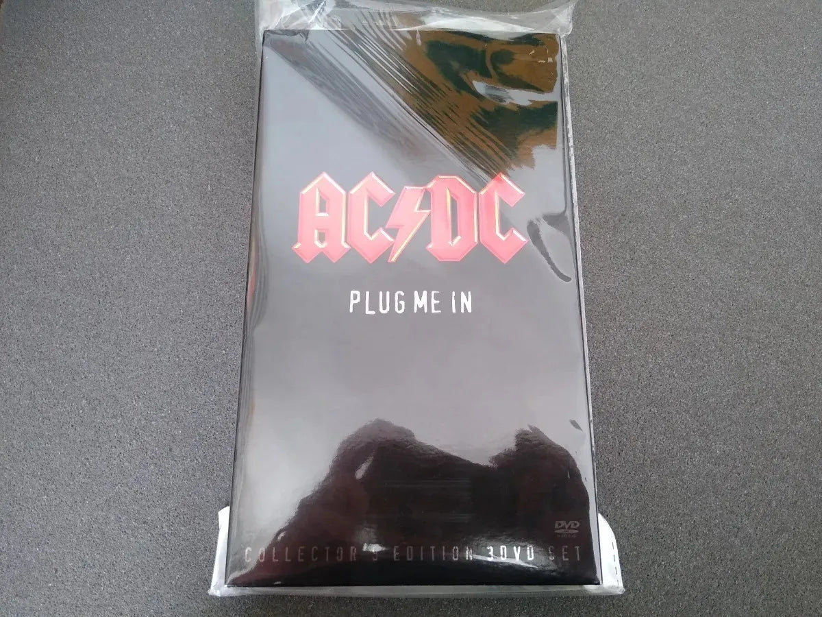 Dvd - Ac/dc  Plug Me In - 3 Dvds Collectors Edition * Us