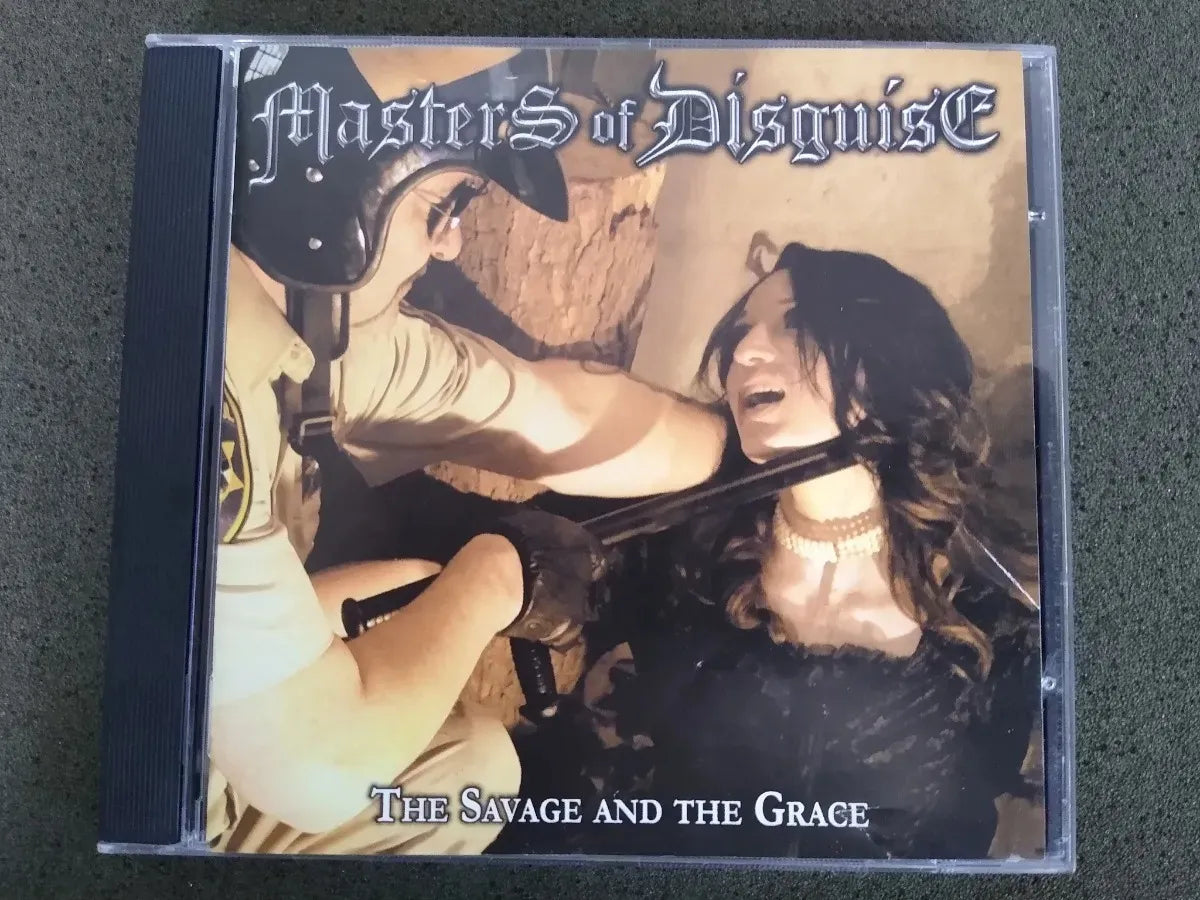 Cd - Masters Of Disguise - The Savage And The Grace C/bonus