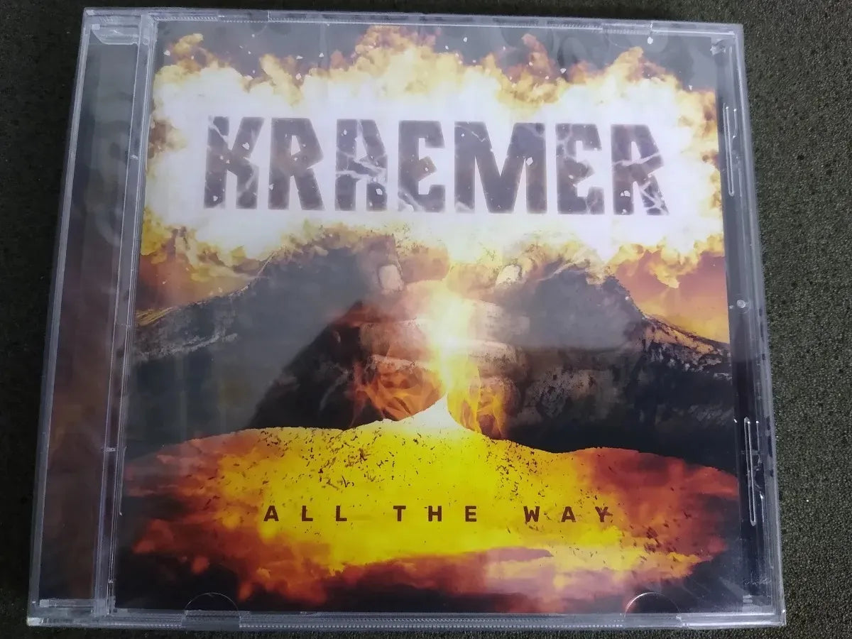 Cd - Tim Donahue Featuring James Labrie  Madmen And Sin
