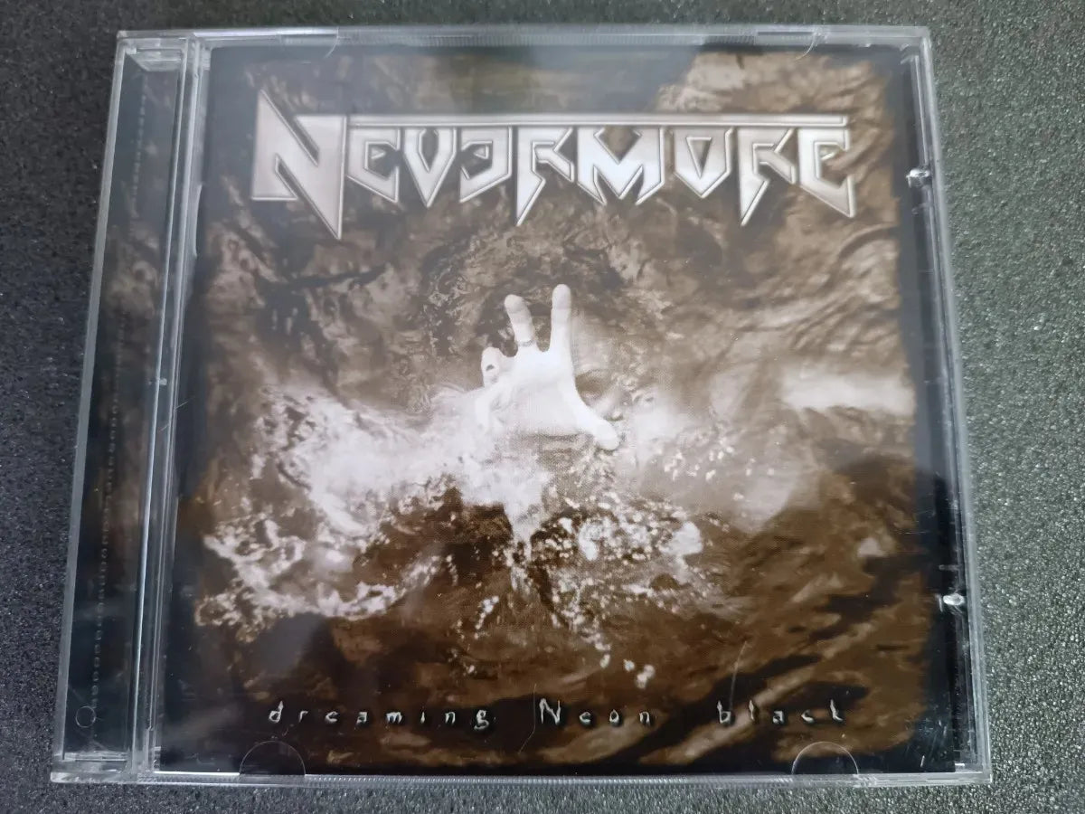 Cd - Nevermore - Dreaming Neon Black  * Nac - 2005