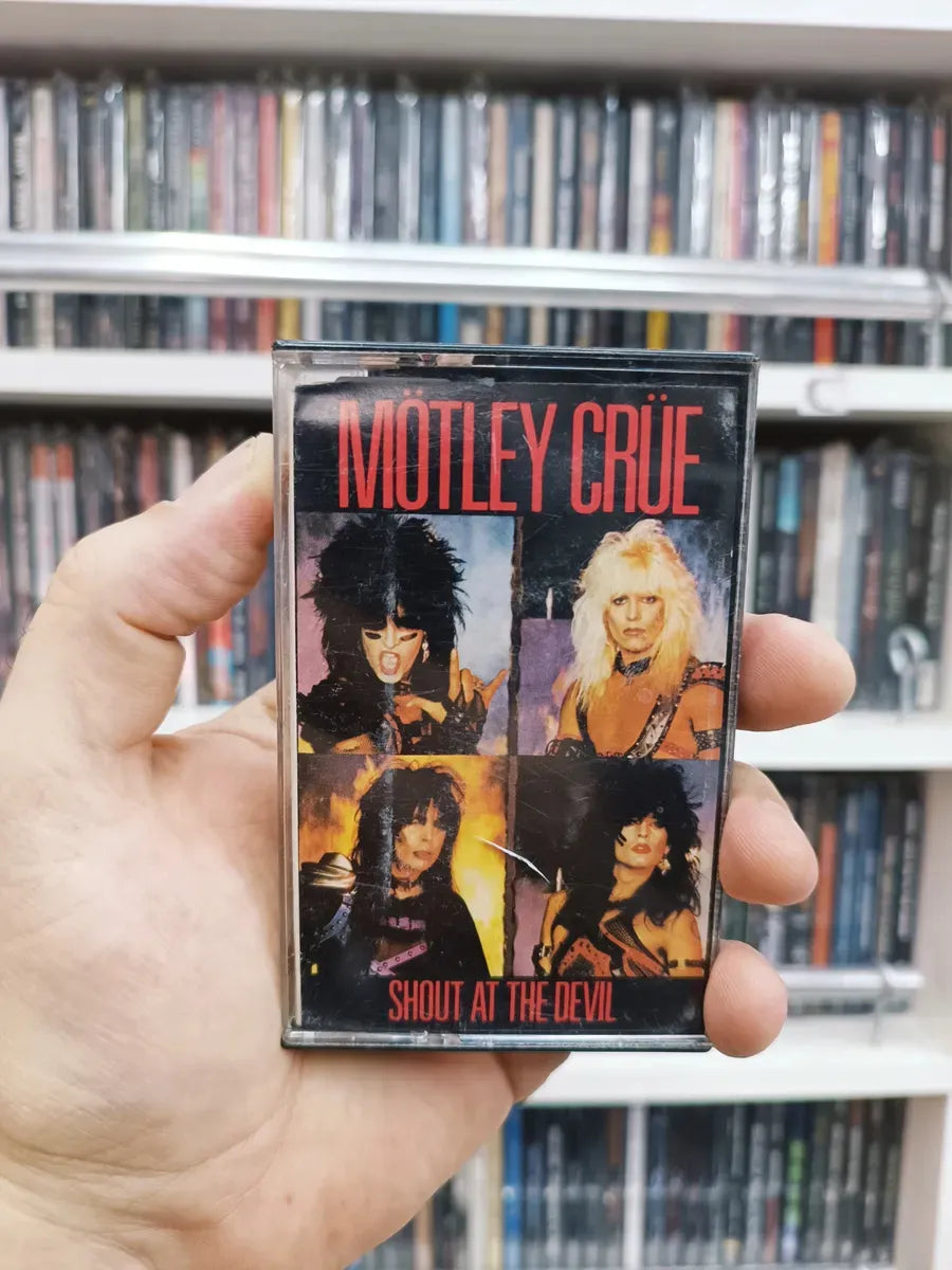 K7 Motley Crue  Shout At The Devil * Us - Hard / Heavy 1983