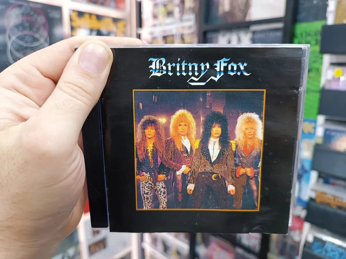 Cd Britny Fox - Britny Fox * Imp - Hard Rock - Usado - Leia
